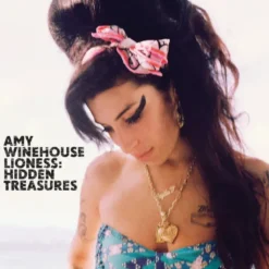 Album33 T 30 CM Lioness: Hidden Treasures