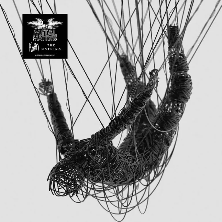 Album33 T 30 CM The Nothing